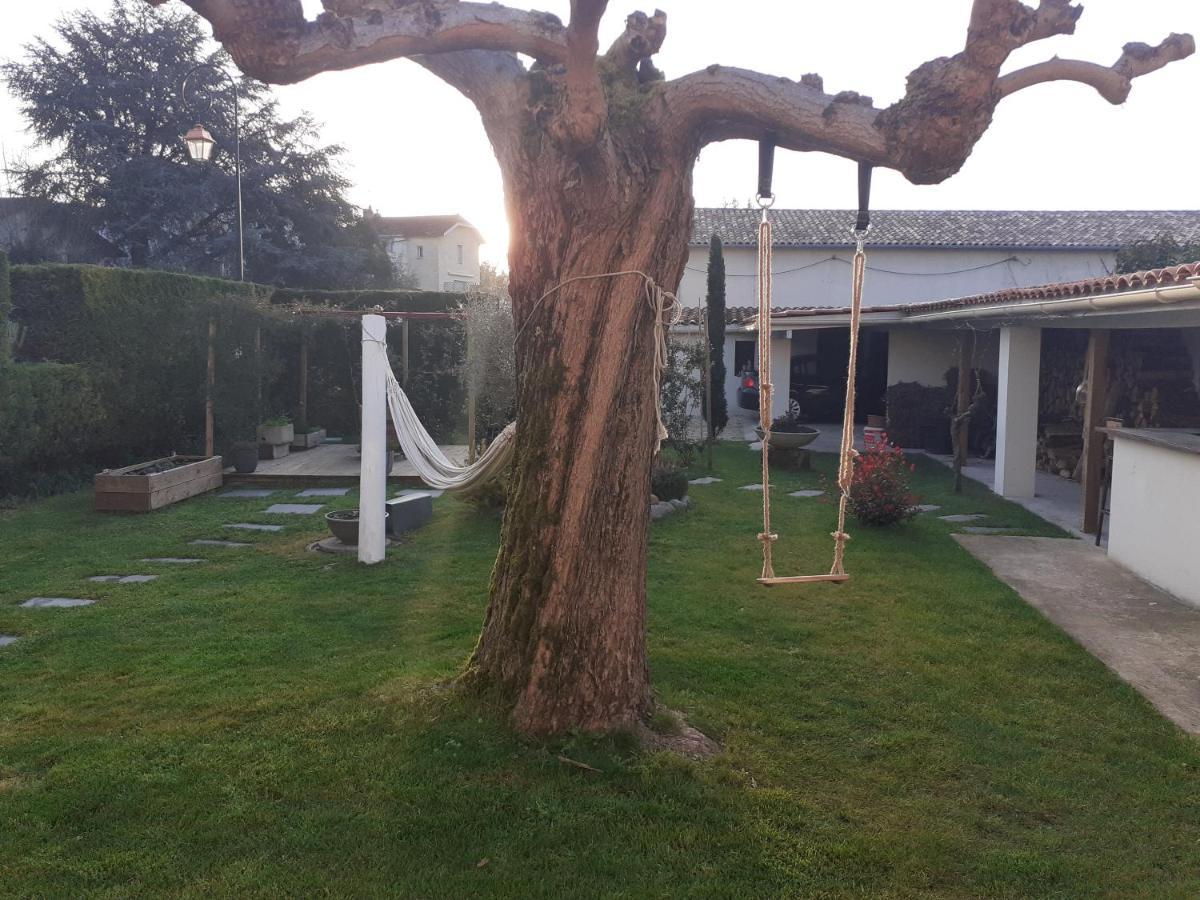 Bed and Breakfast Chez Jeanfi Fronsac  Esterno foto