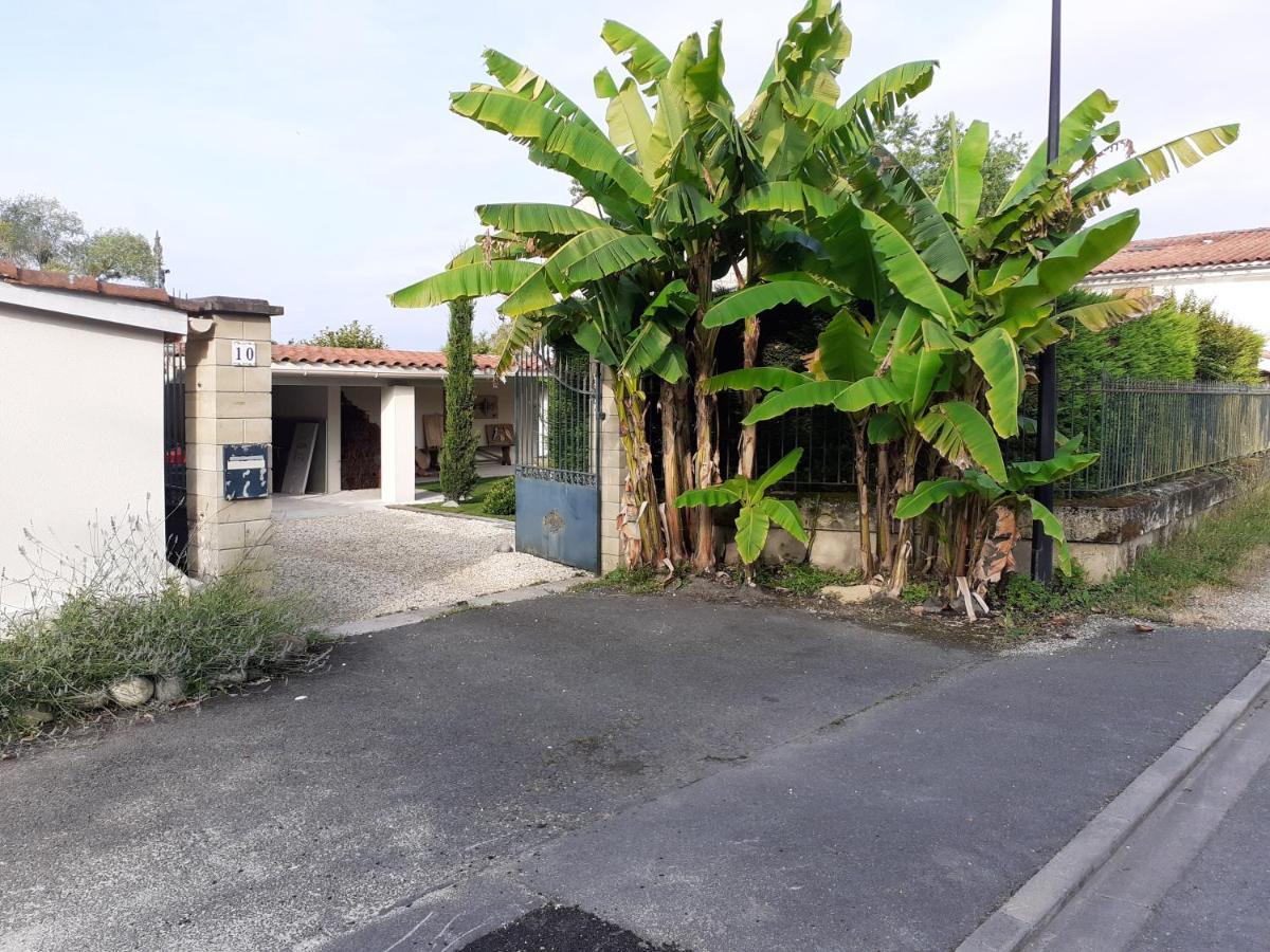 Bed and Breakfast Chez Jeanfi Fronsac  Esterno foto