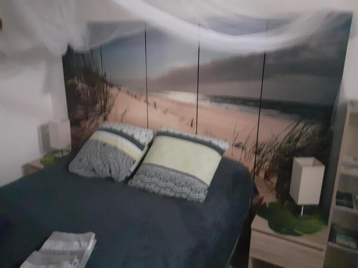 Bed and Breakfast Chez Jeanfi Fronsac  Esterno foto