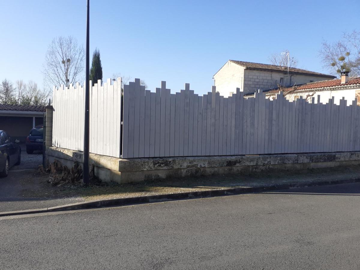 Bed and Breakfast Chez Jeanfi Fronsac  Esterno foto